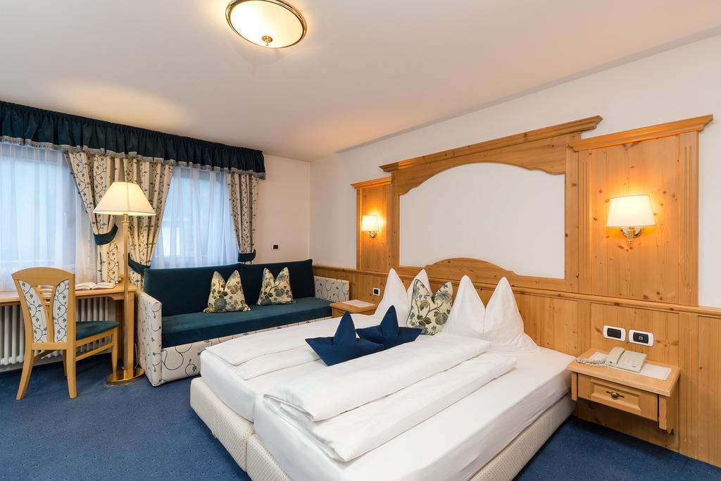 Hotel Bel Sit Корвара-ин-Бадия Экстерьер фото