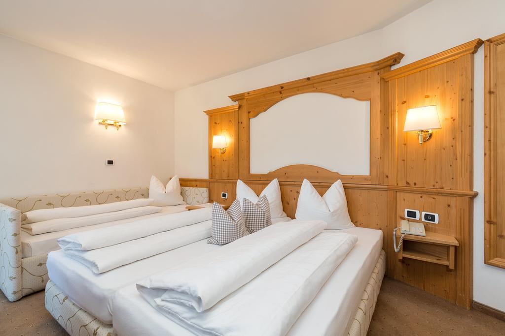 Hotel Bel Sit Корвара-ин-Бадия Экстерьер фото